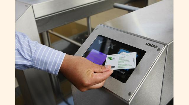 Las diez estaciones han sido equipadas con torniquetes programables, cámaras de videovigilancia, difusión sonora, sistema de relojería, elevadores, escaleras eléctricas, entre otros aparatos. (Foto: Manuel Melgar)