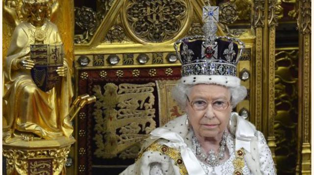 En el mensaje que dirigió al país cuando cumplió 21 años, declaró: "Mi vida entera, sea larga o corta, estará consagrada a vuestro servicio".