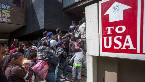 Estados Unidos expandió un programa que hace que quienes piden asilo esperen en México y no en Estados Unidos. (Foto: Getty Images vía BBC Mundo)
