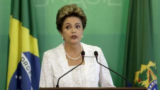 Dilma Rousseff negocia con parlamentarios en busca de votos contra juicio político