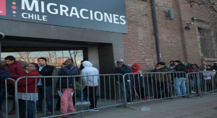 Oficina de Migraciones en Chile. (Foto:El Carabobeño)