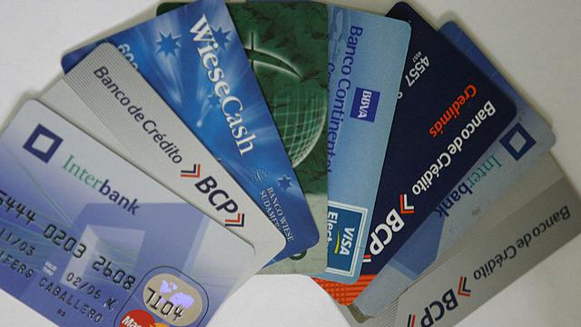 Interbank: Ya empezó recuperación de consumo con tarjetas de crédito, desde el segundo trimestre del presente año. En segundo trimestre del año, la cartera de tarjetas de crédito del banco volvió a crecer. Agresiva competencia y prepago de deuda de client