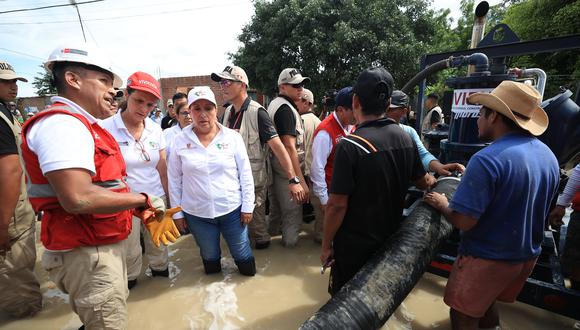 Para el 82% de peruanos Dina Boluarte no lidera los esfuerzos contra los desastres naturales. Foto: Presidencia.