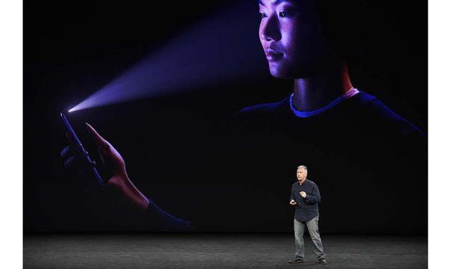 FOTO 4 | 2. No sabemos aún qué tal funciona esta tecnología, aunque si la marca ha decidido apostar por ella como una de las características principales del iPhone X, es porque funciona realmente bien. El nombre con el que se ha bautizado es FaceID, sin d
