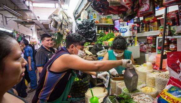 Las medidas dictadas por la Municipalidad de Lima buscan detener los contagios de COVID-19 en los mercados. (Foto: GEC)