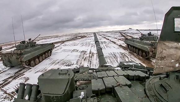 En medio de la actual crisis de Ucrania, el 22 de febrero, tanto Estados Unidos como la UE han impuesto nuevas sanciones contra Rusia, por la independencia de las autoproclamadas repúblicas separatistas del Donbás (Donetsk y Lugansk), situadas en el este de Ucrania y ordenar el envío de tropas. (Foto: AFP).