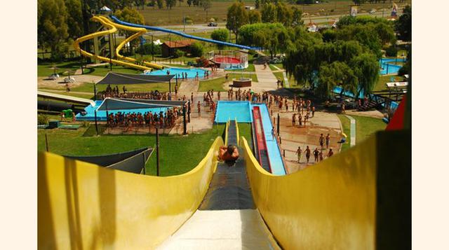 Aquasol Parque Acuatico,  Mar del Plata, Argentina. “Estupendo”