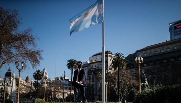 Argentina no es un país pobre, solo mal administrado, que malgasta crónicamente el envidiable capital humano y empresarial del país. (Foto: EFE)