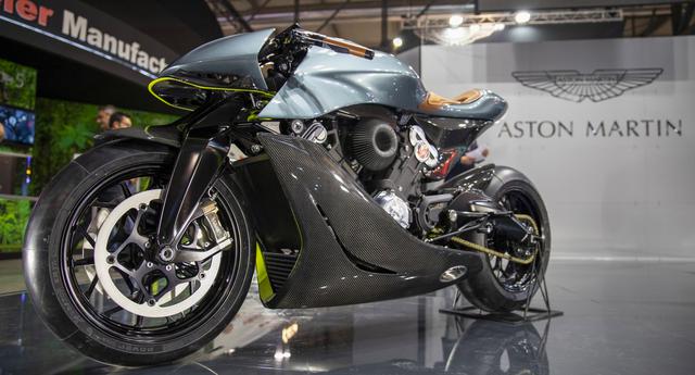 FOTO 2 |  The AMB 001 motorcycle in Milan on Nov. 6. (Foto: Camilla Cerea/Bloomberg)