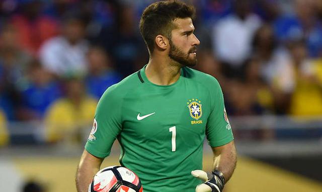 FOTO 2 | El arquero Allison tiene un valor de mercado de 7 millones de euros.