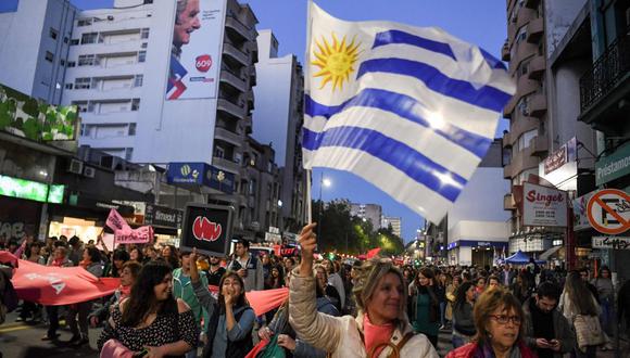 Las últimas dos elecciones en Uruguay se definieron en un balotaje entre el Frente y el Partido Nacional, con victoria de la coalición de izquierda en ambos casos. (Foto: AFP)