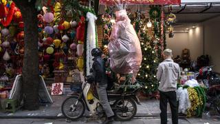 Este año, la guerra comercial enreda hasta las luces de navidad