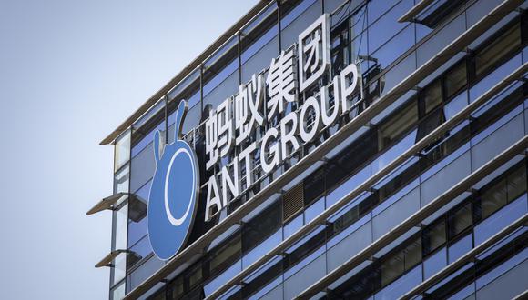 Ant Group, que fue creada como una filial del gigante chino del comercio electrónico, es la operadora de Alipay, la principal plataforma de pagos electrónicos de China.
Foto: Qilai Shen/ Bloomberg