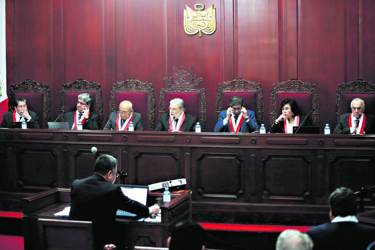 Pleno del Tribunal Constitucional rechazó el pedido para incorporar a Gonzalo Ortiz de Zevallos en el cargo. FOTOS: MARIO ZAPATA NIETO / GEC