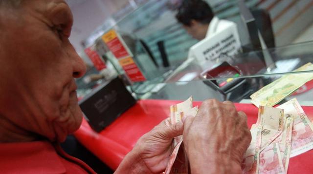 Domingo 16. "Fonavi":http://gestion.pe/economia/fonavi-undecima-lista-70834-exaportantes-comienza-cobrar-su-devolucion-desde-jueves-2195174: Anuncian que la undécima lista de 70,834 exaportantes comienza a cobrar su devolución desde el jueves. E