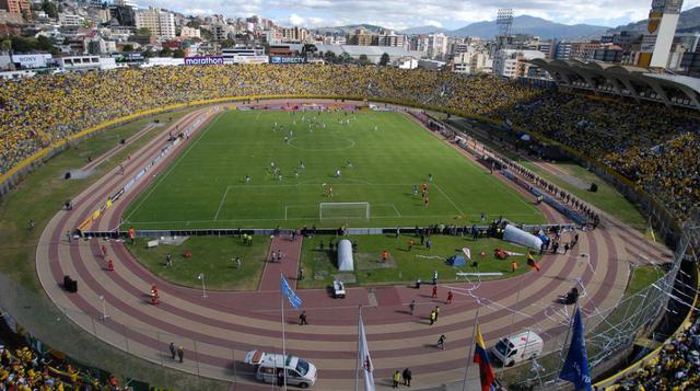 Estadio Olímpico Atahualpa (Ecuador). Inaugurado en noviembre de 1951, el estadio Olímpico Atahualpa de Quito es uno de los reductos más temidos por los equipos visitantes extranjeros debido a sus 2.780 metros sobre el nivel del mar. La sede de la selecci