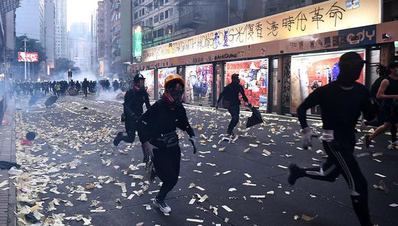 Los hongkoneses continúan en las calles cuatro meses después de lo que supuso el pistoletazo de salida de este momento de particular desarraigo social en el mundo. (Foto: AFP)
