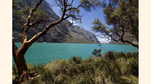 La laguna de Llanganuco en Ancash. (foto:PromPerú).