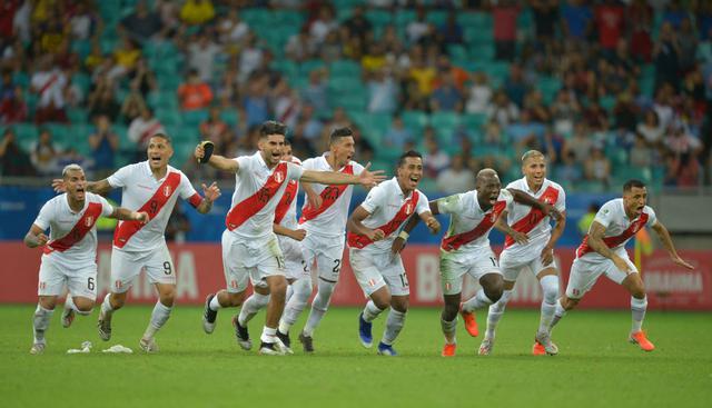 FOTO 1 | Perú se enfrentará a Chile en una nueva edición del clásico del Pacífico. Esta vez el premio es un boleto hacia el Maracaná para enfrentar a Brasil en la final de la Copa América 2019. (Foto: AFP)