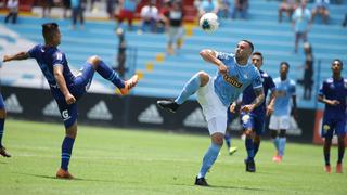 Torneo Apertura de fútbol peruano se jugará solo en Lima por coronavirus