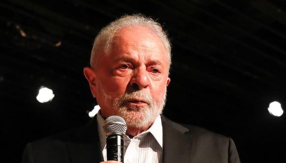 Lula está negociando con el Congreso una exención de gastos para cumplir las promesas de campaña, incluido el aumento de los cheques de pago para los más necesitados y el aumento del salario mínimo. (Foto: Sergio Lima | AFP)