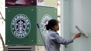 China: Starbucks se alía con Alibaba para competir en la "guerra del café"