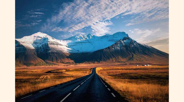 FOTO 1 | La Ruta 1,&#039; Ring Road&#039; o carretera circular de Islandia lleva al viajero desde las atracciones turísticas más populares, léase las cascadas de Seljalandsfoss, Skógafoss o Gullffoss, los acantilados de Dyrhólaey, fiordos, glaciares, el g