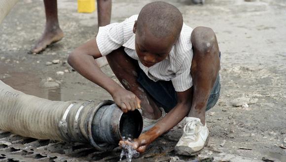 La directora general de la Unesco advirtió por su parte de que el agua es “un oro azul” al que no tienen acceso 2,200 millones de personas en todo el mundo.