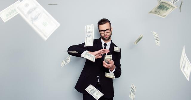 FOTO 3 | 3. “Si mandamos sobre nuestra riqueza, seremos ricos y libres. Si nuestra riqueza nos manda, seremos en realidad pobres.” —Edmund Burke (Foto: iStock)