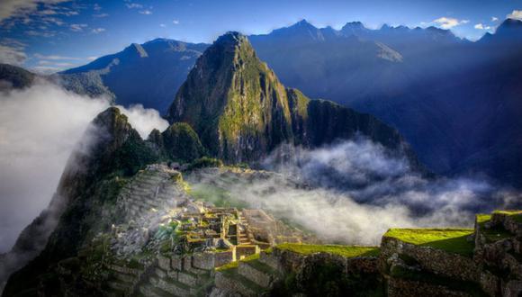 Placa que reconoce a Machu Picchu como maravilla del mundo apareció, pero falta el pergamino, indicó el alcalde Elvis Latorre. Foto: Andina