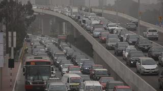 El 67.6% de ciudadanos peruanos con auto propio sostienen que existe “mucho” tráfico vehicular