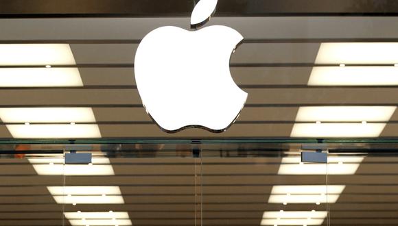 Apple no dio detalles sobre cómo afectaría la posible imposición de aranceles a algunos de sus productos más emblemáticos como el iPhone o iPad. (Foto: AP)