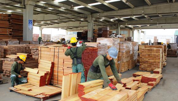 Exportaciones de madera peruana. Foto: ADEX