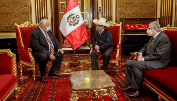 Pedro Castillo se reunió con el embajador de Rusia. (Foto: Presidencia del Perú)
