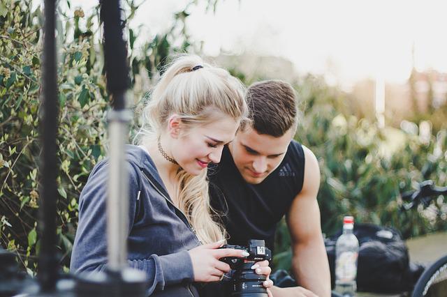 1. Promedio de edad: el mayor número de jóvenes estudiantes que viaja al extranjero para trabajar, como parte de un intercambio, tienen edades que oscilan entre los 19 a 25 años. (Foto: Pixabay)