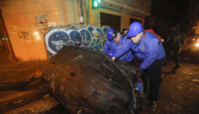 Los trabajadores retiraron grandes cantidades de basura. (Foto: MML)