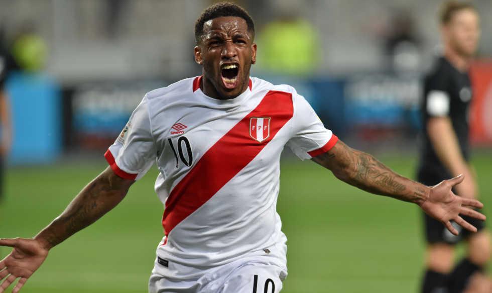 Perú vs Escocia. Jefferson Farfán, la esperanza de gol para la selección peruana en Rusia 2018. (Foto: AFP)