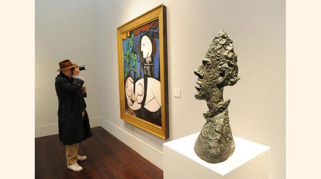 La obra de arte  de Picasso, una de las pintura más cara jamás vendida fue un Picasso: “Desnudo, hojas verdes y busto”, un lienzo subastado a un licitador privado por $106,5 millones (81,9 millones en euros).(foto: Stan Honda/AFP/Getty Images).