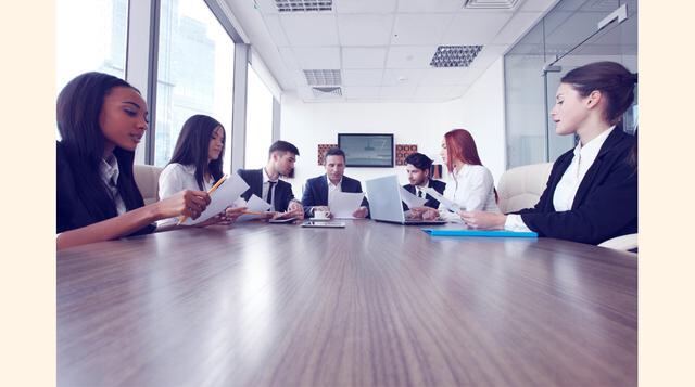 Diseñar roles flexibles.  Los tiempos en los cuales los recursos funcionales desarrollaban "expertise" sólo en determinadas tareas han quedado atrás. En la actualidad, los equipos se encuentran alineados, más frecuentemente, en función de proyec