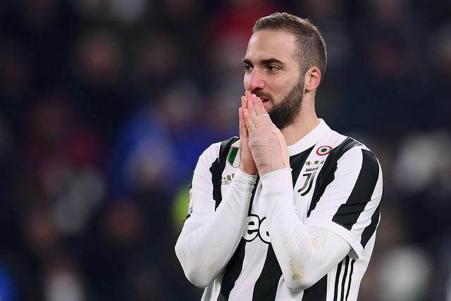 FOTO 7 | Gonzalo Higuaín, del Nápoles a la Juventus en 2016 por 90 millones de euros. (Foto: afp)