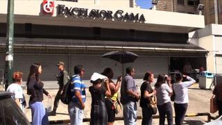 Gobierno de Venezuela obliga a supermercados a bajar precios