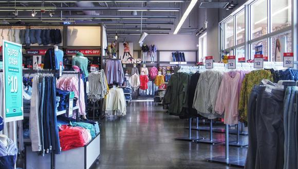 El sector de prendas de vestir tiene expectativas de mejorar las ventas durante la campaña de fin de año por los cybers y Black Friday. (Foto: Referencial / Pixabay)