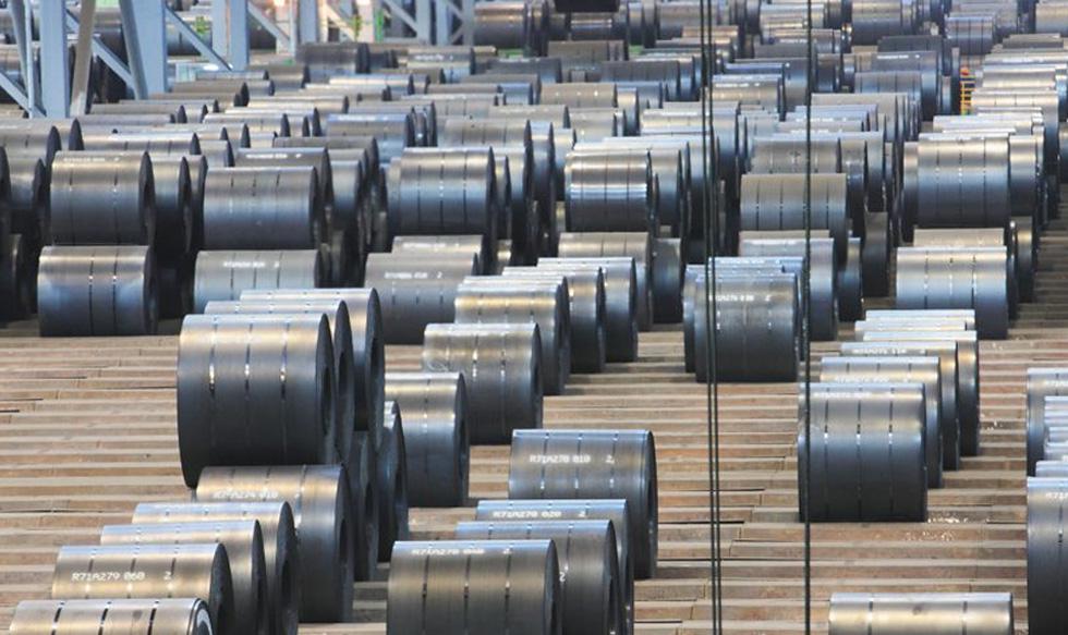 FOTO 3 | 23 de marzo: En represalia por los aranceles sobre el acero y el aluminio, Pekín reveló una lista de 128 productos estadounidenses que quiere gravar con impuestos aduaneros entre 15% y 25% en caso de que fracasen las negociaciones con Washington. Entre ellos, figuran fruta fresca, carne de cerdo y aluminio reciclado: los productos estadounidenses involucrados representaban US$ 3,000 millones el año pasado.