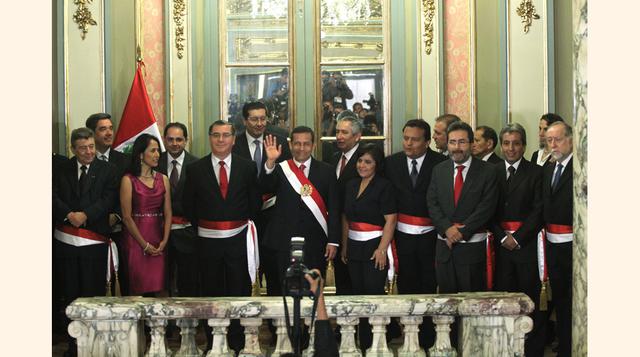 Al asumir el cargo, el primer ministro Óscar Valdés, aseguró que no había ninguna crisis, y que el presidente tenía la facultad de hacer reajustes en el Gabinete. Además, sostuvo que la hoja de ruta continuaría. (Foto: USI)