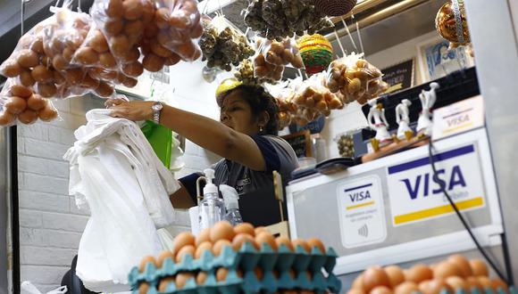 El precio de la producción de huevo se mantiene en S/6, de acuerdo al precio de la soya, que es abastecida hasta en un 84% por importación. (Foto: Difusión)
