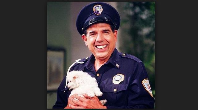 En Perú ofreció entrevistas y fue parte de homenajes en diversos canales de TV, pero no pudo presentar su libro "Después de Usted", publicado solo en México por Planeta. Foto: Difusión.