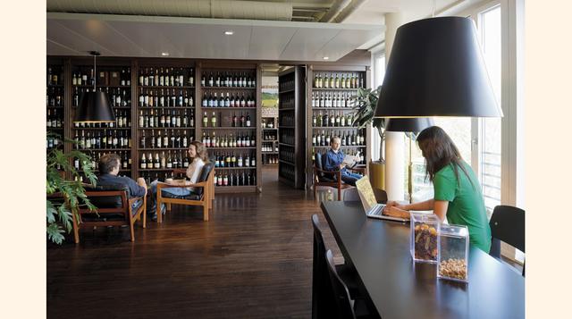 Este amplio espacio es obra del arquitecto Züst Gübeli Gambetti.