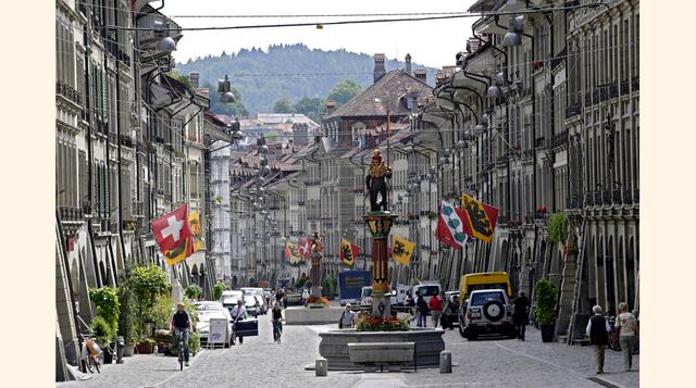 Suiza. Es uno de los países más desarrollados del mundo pues así lo expresa su PIB per capita. Suiza es notable por su saneamiento, gestión de agua potable y la defensa de los ecosistemas. (Foto: Bloomberg)