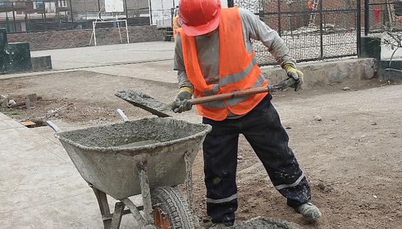 Despacho nacional de cemento cae otra vez y adelante desempeño de construcción.