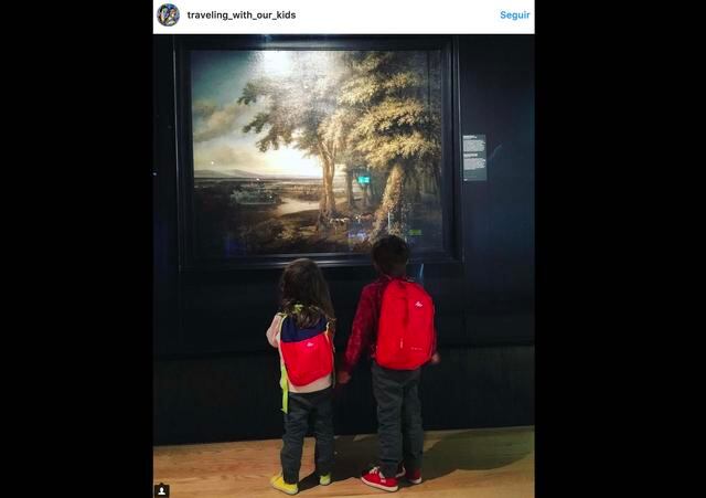 FOTO 2 | De museo en Schiphol (Amsterdam). Si no has tenido tiempo de visitar el Rijksmuseum, el centro de arte nacional holandés, o te encuentras de tránsito en la ciudad, estás de suerte. El aeropuerto de Schiphol cuenta con una pequeña muestra compuesta por ocho o diez pinturas maestras procedentes del principal museo del país. Las exposiciones , ubicadas en el Holland Boulevard, cambian regularmente y suelen responder a temáticas concretas.